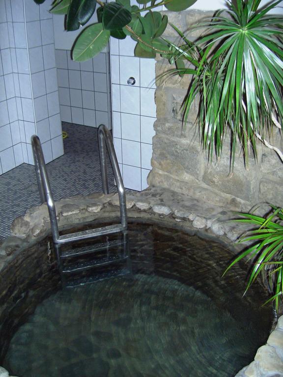 Pension Fitnessoase Eußenheim Exteriör bild